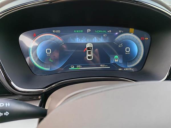 汉 2023款 EV 冠军版 605KM前驱尊贵型