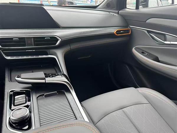 长安UNI-T 2022款 1.5T 旗舰型