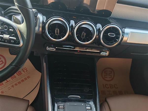 奔驰GLB 2020款 GLB 180 动感型