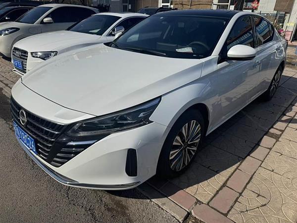 天籁 2022款 2.0L XE 纯享版
