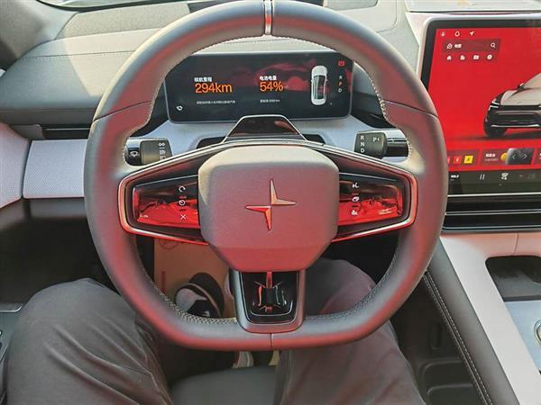 Polestar 4 2024款 双电机长续航PLUS  双星互联版