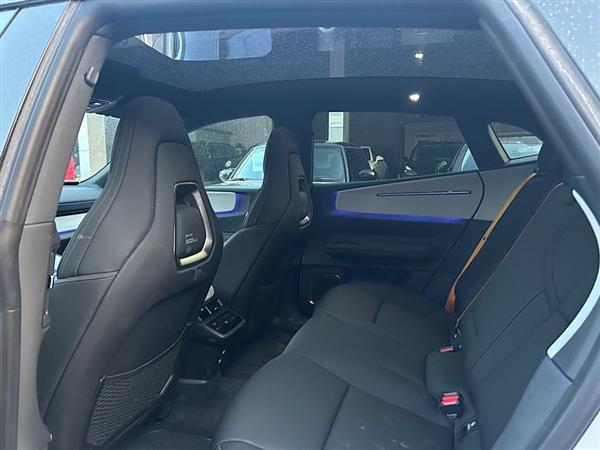 Polestar 4 2024款 双电机长续航PLUS  双星互联版