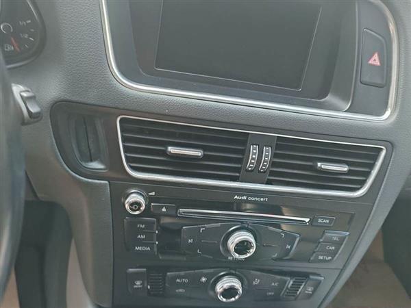 奥迪Q5 2015款 40 TFSI 进取型