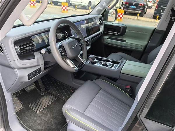 北京BJ40 2024款 2.0T 全新城市猎人版 侠客型