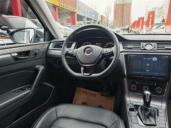 帕萨特 2016款 330TSI DSG尊荣版