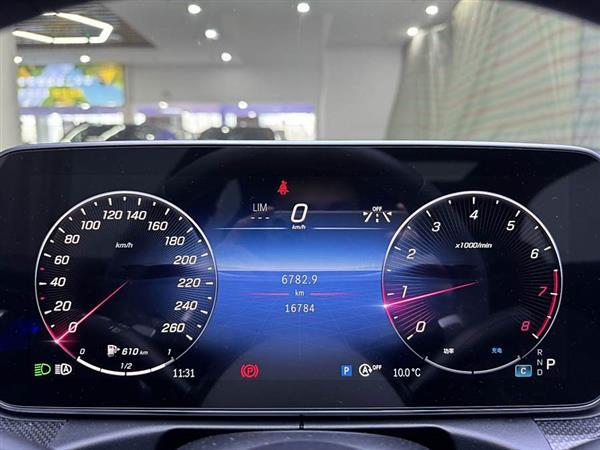 奔驰C级 2023款 C 260 L 皓夜运动版
