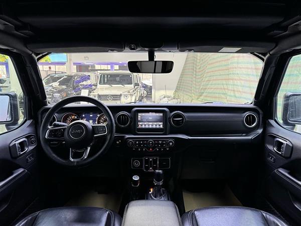 牧马人 2019款 2.0T Sahara 四门电动敞篷版 国VI