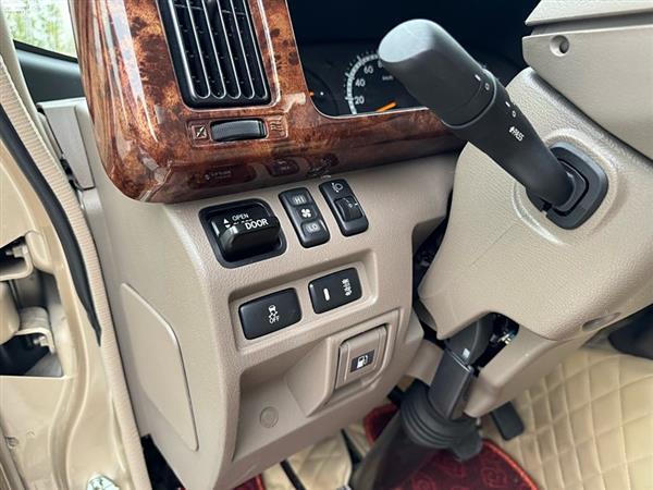 柯斯达 2022款 4.0L 手动