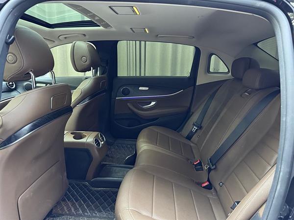奔驰E级 2018款 改款 E 200 L 运动型 4MATIC