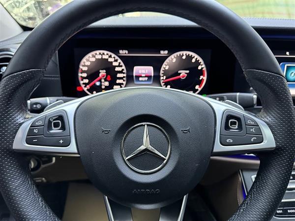 奔驰E级 2018款 改款 E 200 L 运动型 4MATIC