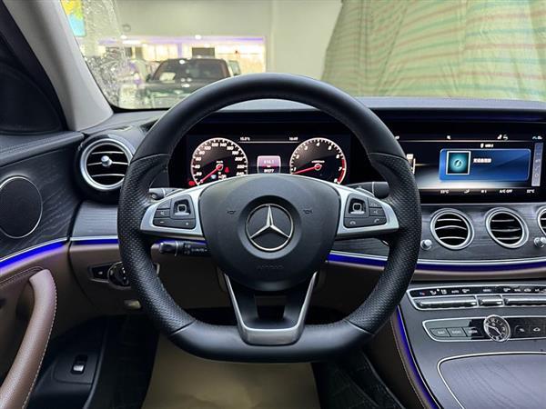 奔驰E级 2018款 改款 E 200 L 运动型 4MATIC