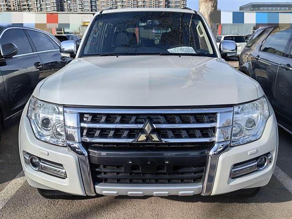 帕杰罗(进口) 2015款 3.0L 自动精英超越版 国IV