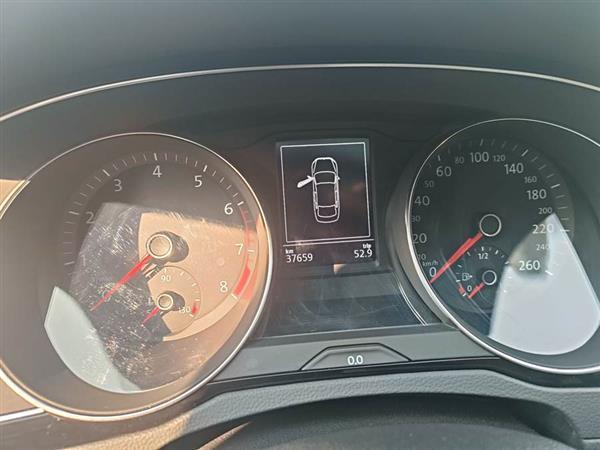 迈腾 2020款 330TSI DSG 领先型