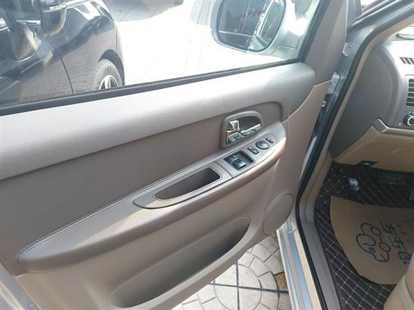别克GL8 2014款 2.4L 经典版