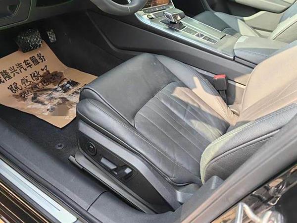 奥迪A6L 2021款 45 TFSI 臻选致雅型