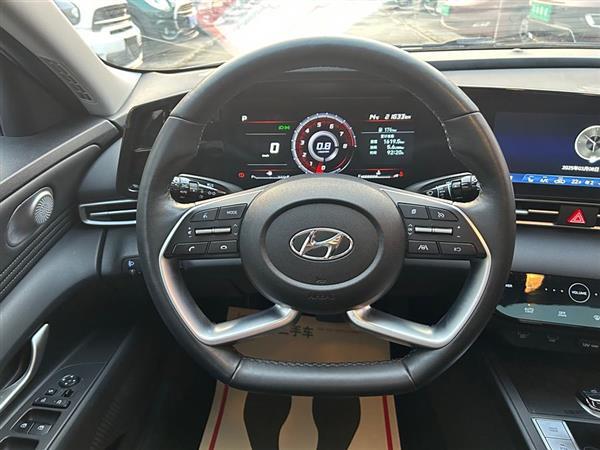 伊兰特 2023款 1.5L CVT LUX尊贵版