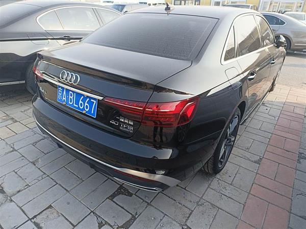 奥迪A4L 2020款 40 TFSI quattro 豪华动感型