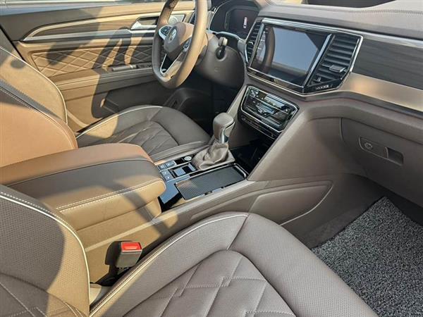 威然 2020款 380TSI 尊贵版