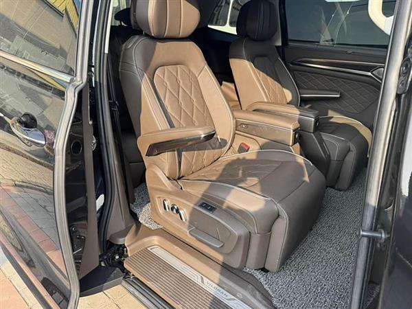 威然 2020款 380TSI 尊贵版