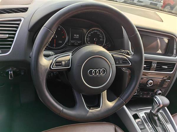 奥迪Q5 2015款 40 TFSI 技术型