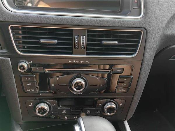 奥迪Q5 2015款 40 TFSI 技术型