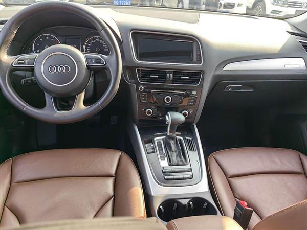 奥迪Q5 2015款 40 TFSI 技术型
