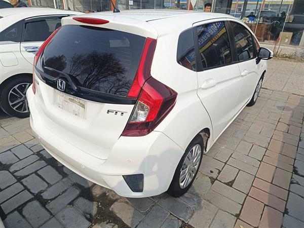 飞度 2016款 1.5L LXS CVT舒适天窗版