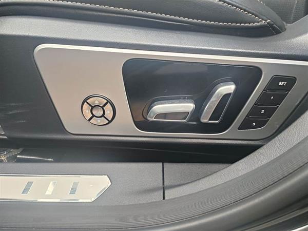 魏牌 VV6 2020款 2.0T 四驱智驭+