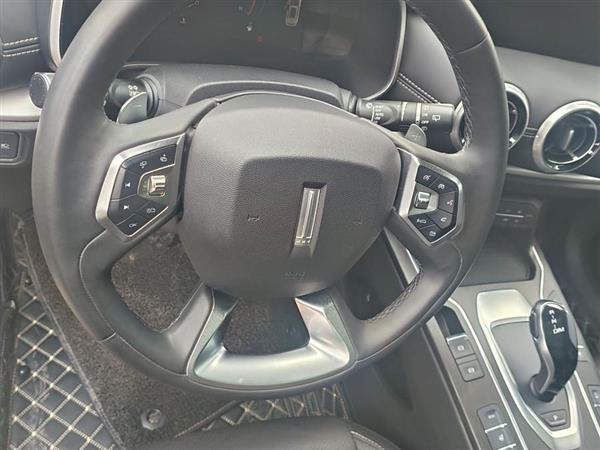 魏牌 VV6 2020款 2.0T 四驱智驭+