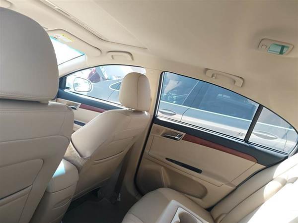 荣威350 2013款 350C 1.5L 自动迅悦版