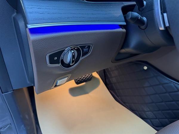 奔驰E级 2023款 改款 E 300 L 运动豪华型