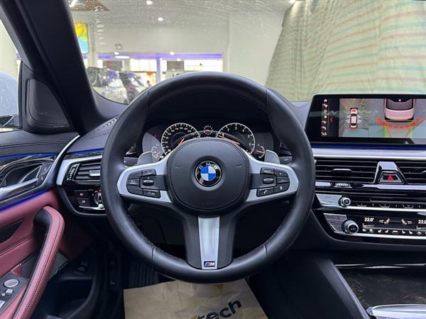 宝马5系 2019款 530Li 尊享型 M运动套装