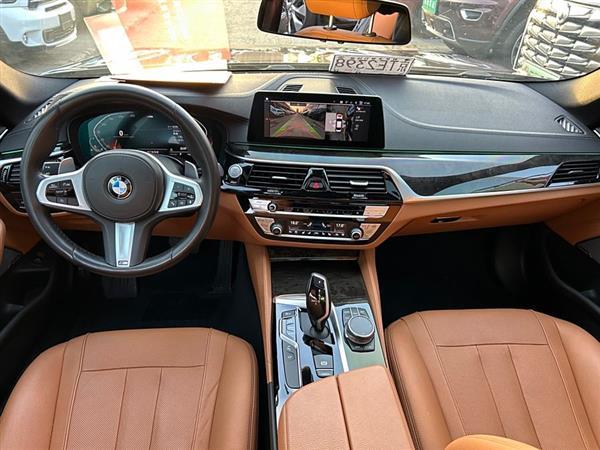宝马5系 2020款 530Li 尊享型 M运动套装