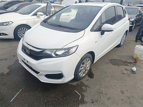 飞度 2018款 1.5L CVT舒适天窗版