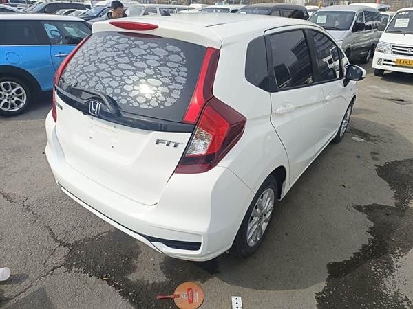 飞度 2018款 1.5L CVT舒适天窗版