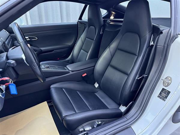 Cayman 2015款 Cayman Style Edition 2.7L