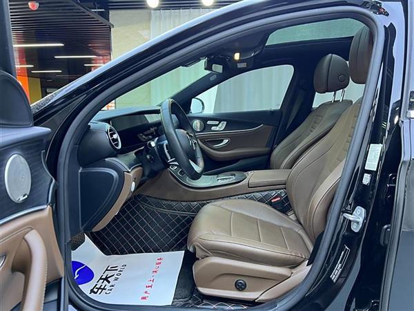 奔驰E级 2023款 改款 E 300 L 运动豪华型