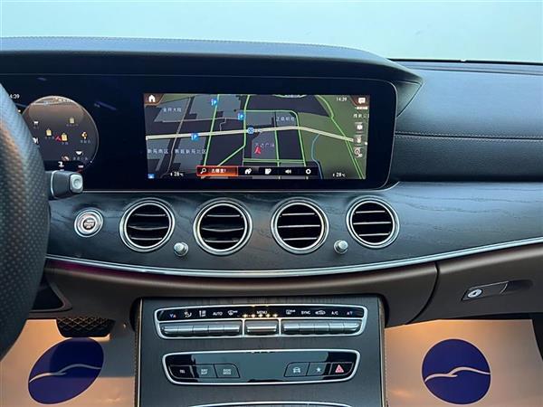 奔驰E级 2023款 改款 E 300 L 运动豪华型
