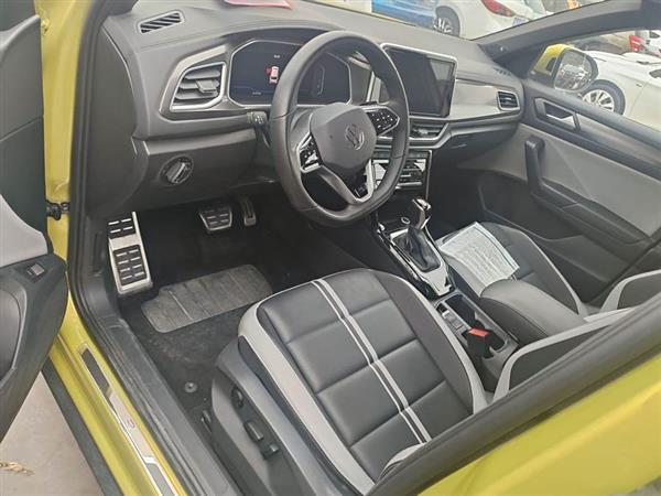 T-ROC探歌 2023款 300TSI DSG两驱辰光版