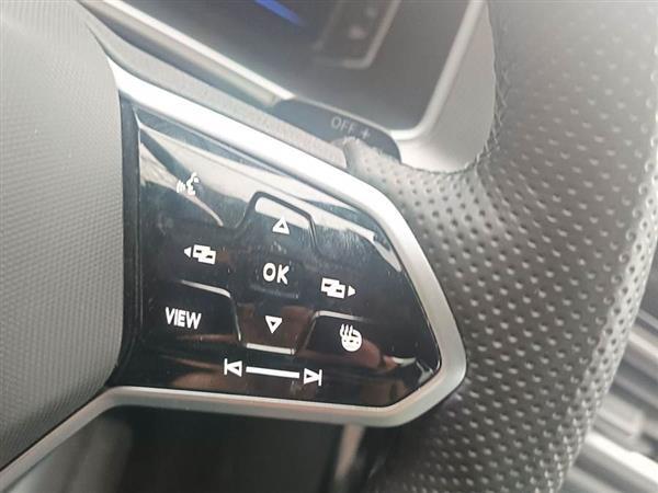 T-ROC探歌 2023款 300TSI DSG两驱辰光版