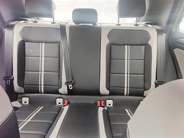 T-ROC探歌 2023款 300TSI DSG两驱辰光版