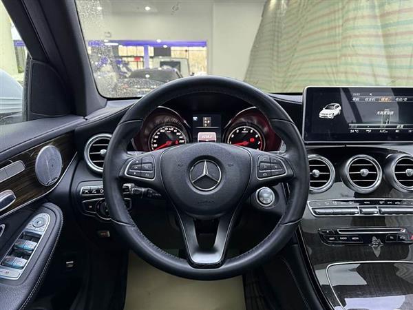 奔驰GLC 2016款 GLC 260 4MATIC 豪华型