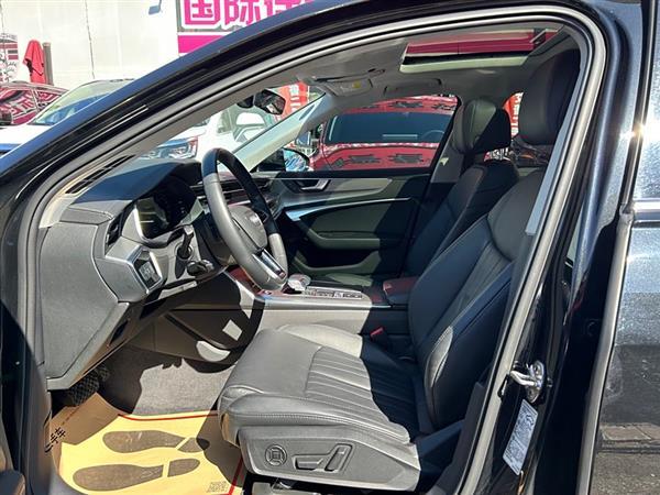奥迪A6L 2022款 45 TFSI 臻选致雅型