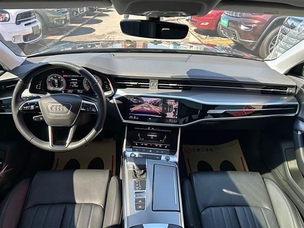 奥迪A6L 2022款 45 TFSI 臻选致雅型