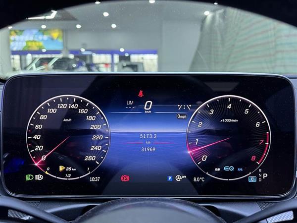 奔驰C级 2022款 C 260 L 运动版