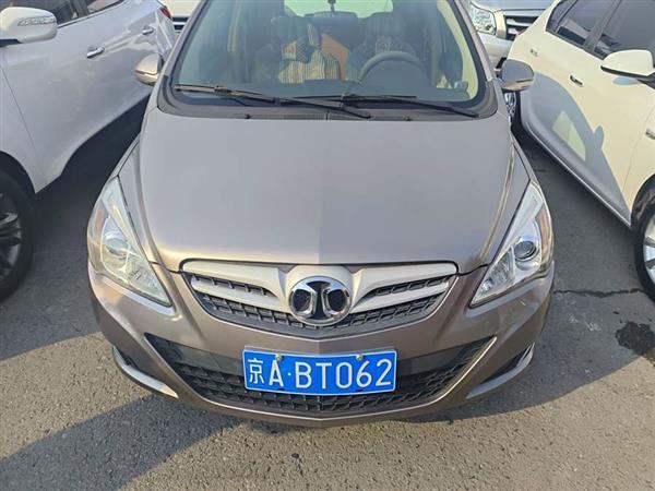 北京汽车E系列 2013款 两厢 1.5L 自动乐天版