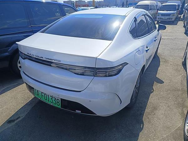 驱逐舰05 2024款 荣耀版 DM-i 55KM 豪华型