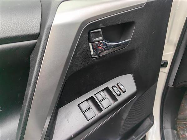 RAV4荣放 2016款 2.0L CVT两驱智尚版 国V