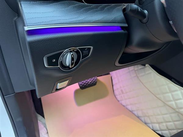 奔驰E级 2019款 E 300 L 运动时尚型
