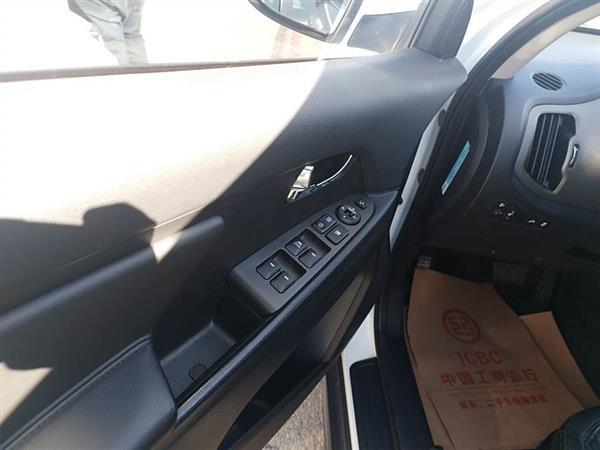 智跑 2015款 2.0L 自动两驱版DLX